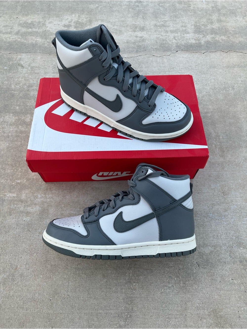 Nike Kids High-Top Sneakers — Gray/White size 7y